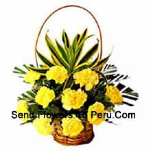 12 Elegant Yellow Carnations